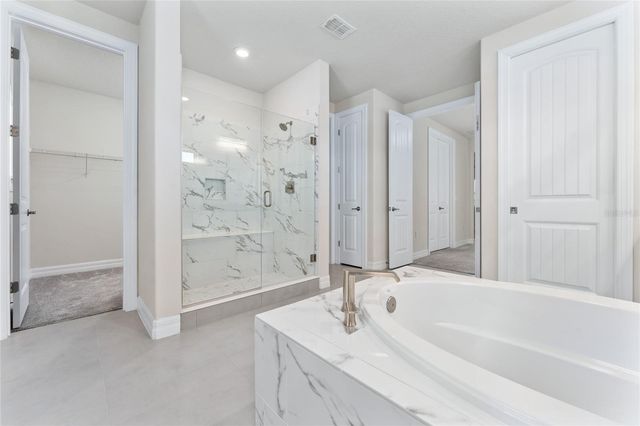 9242 HANGING VINE COURT, Orlando, FL 32836