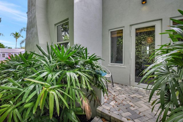 414 NE 7th Avenue, Delray Beach, FL 33483