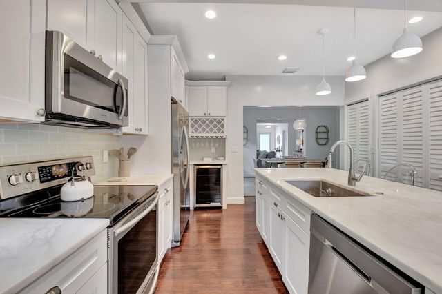 414 NE 7th Avenue, Delray Beach, FL 33483