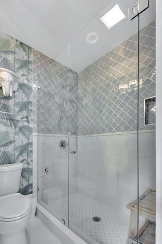 414 NE 7th Avenue, Delray Beach, FL 33483