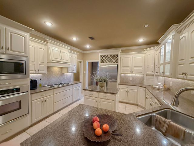 4435 Tree House Drive, Conway, AR 72034