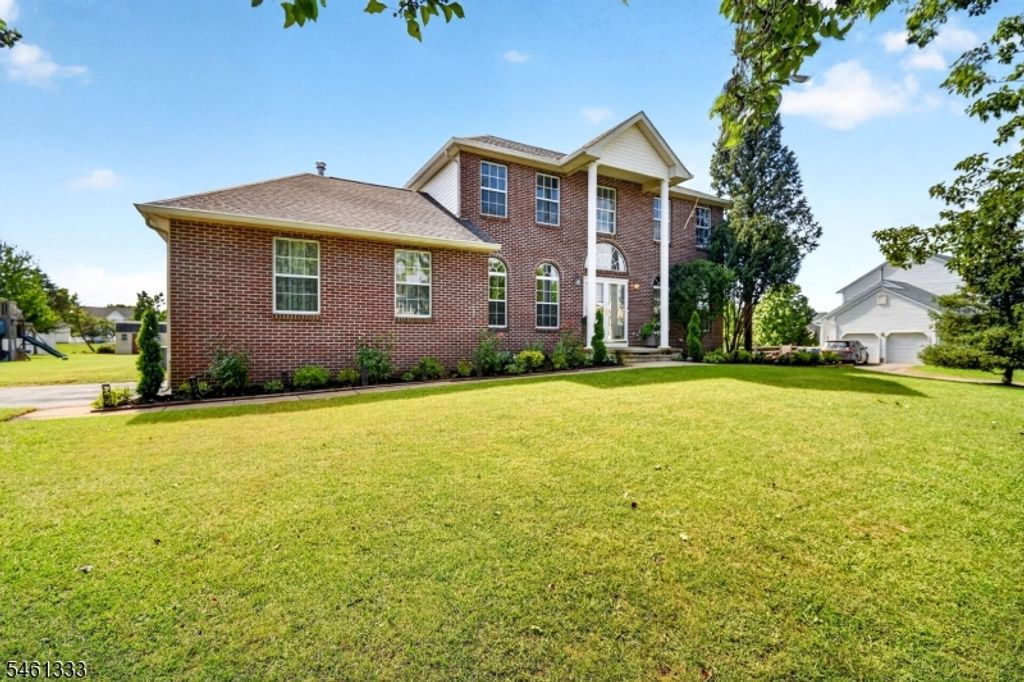 13 Cornelius Way, Franklin Twp., NJ 08873 — photo 2