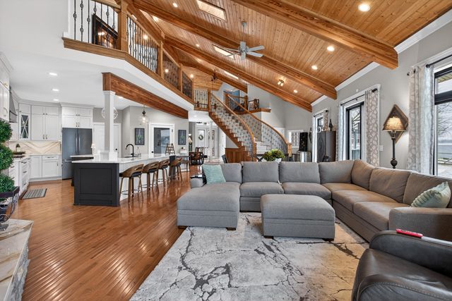 8161 Irish Mist, Cambridge Twp, MI 49265