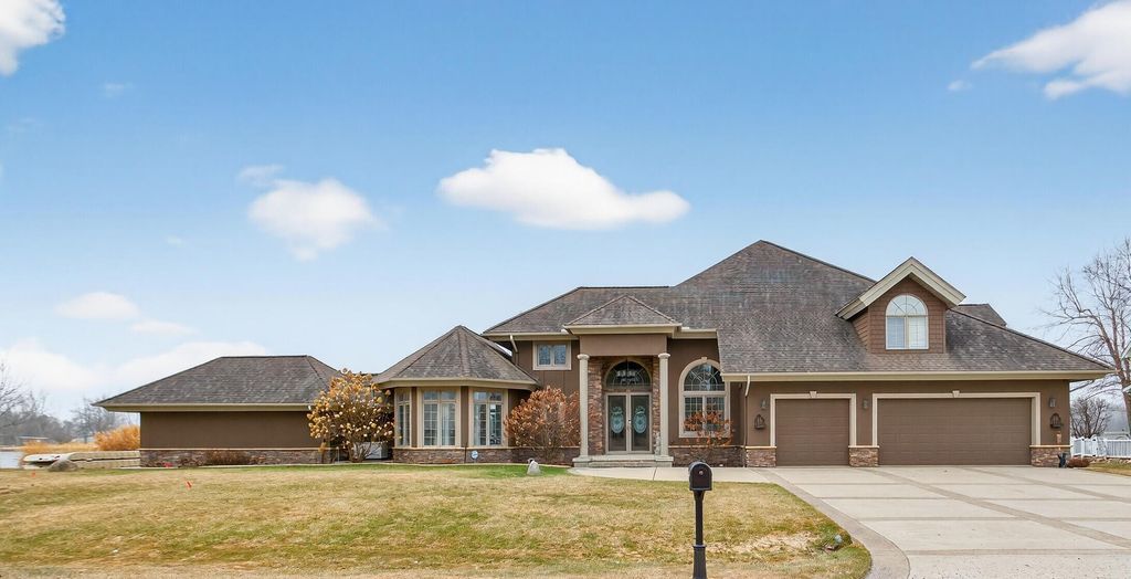 8161 Irish Mist, Cambridge Twp, MI 49265