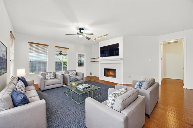 11630 Forest Wind Lane, Houston, TX 77066