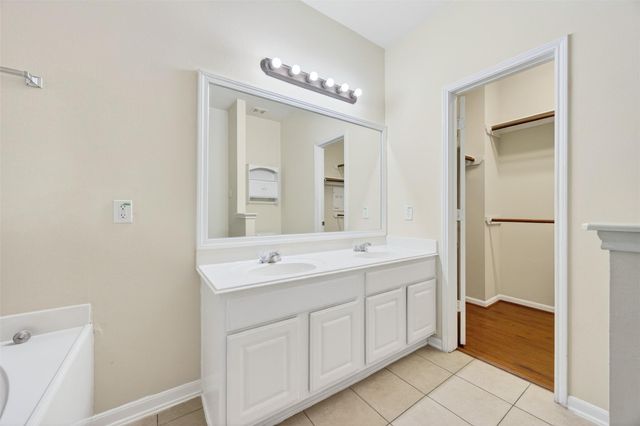 11630 Forest Wind Lane, Houston, TX 77066