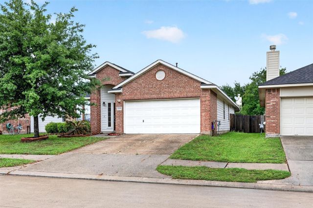 11630 Forest Wind Lane, Houston, TX 77066