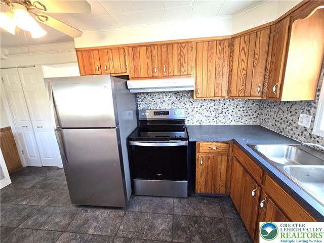 625 High Street, Bethlehem City, PA 18018