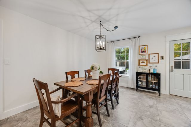 5029 Locke Avenue, Fort Worth, TX 76107