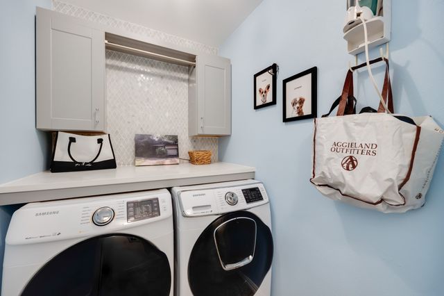 5029 Locke Avenue, Fort Worth, TX 76107