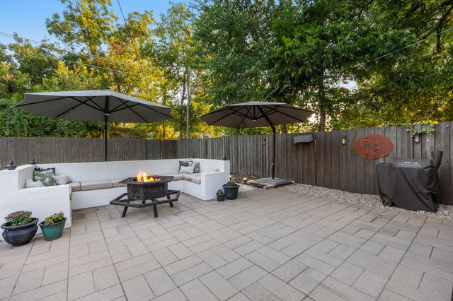 5029 Locke Avenue, Fort Worth, TX 76107