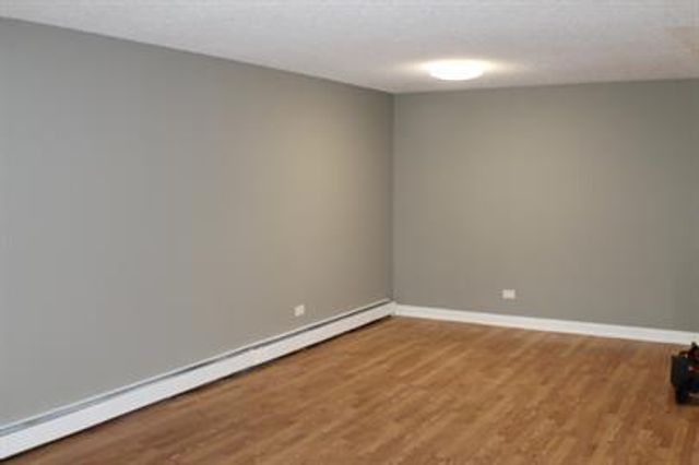 17 Parkside Court 3, Vernon Hills, IL 60061
