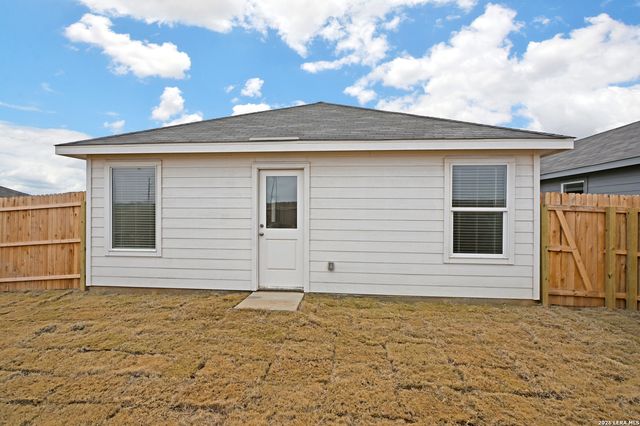 14605 Mudstone Place, Elmendorf, TX 78112