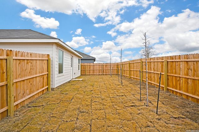 14605 Mudstone Place, Elmendorf, TX 78112