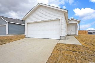 14605 Mudstone Place, Elmendorf, TX 78112