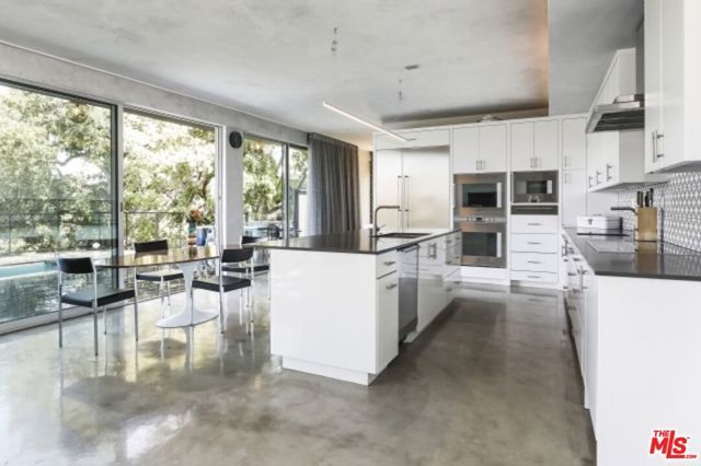 11462 LAURELCREST Road, Studio City (los Angeles), CA 91604