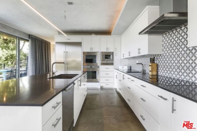 11462 LAURELCREST Road, Studio City (los Angeles), CA 91604
