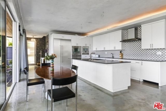 11462 LAURELCREST Road, Studio City (los Angeles), CA 91604