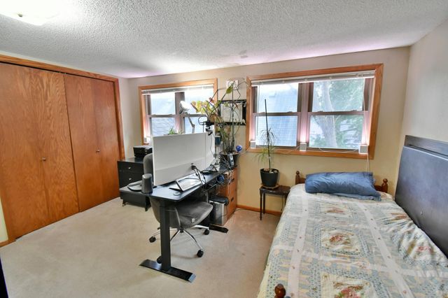 913 13th Avenue S, Saint Cloud, MN 56301