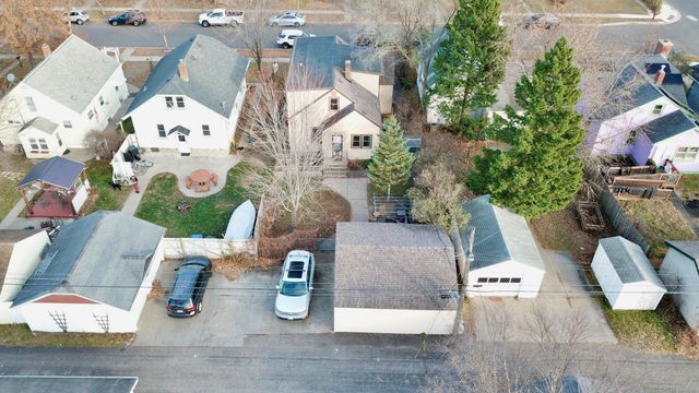 913 13th Avenue S, Saint Cloud, MN 56301