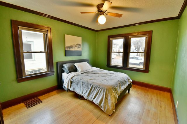 913 13th Avenue S, Saint Cloud, MN 56301