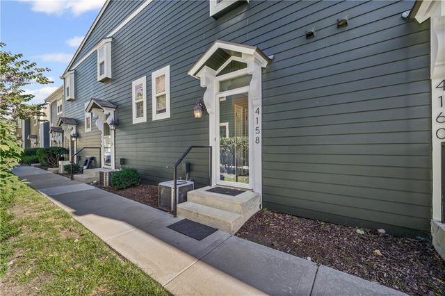 4158 Roanoke Road, Kansas City, MO 64111