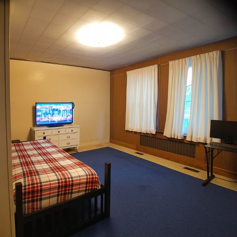 52 S Mount Vernon Ave, Uniontown, PA 15401