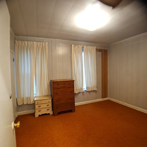 52 S Mount Vernon Ave, Uniontown, PA 15401