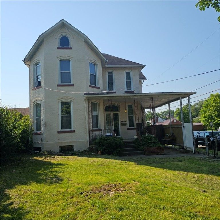 52 S Mount Vernon Ave, Uniontown, PA 15401