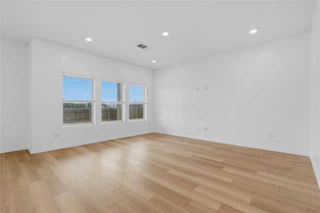 12900 Cerro Castellan TRCE, Manor, TX 78653