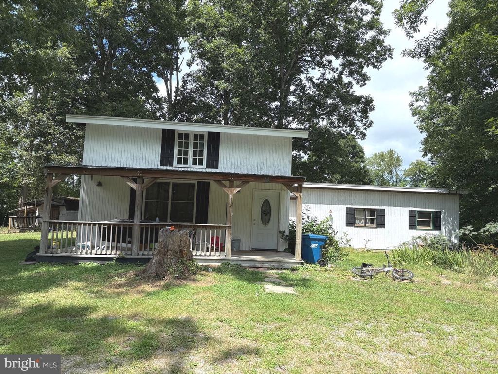 1915 BUMPASS RD, Bumpass, VA 23024