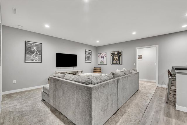 2908 Diamond Mil Circle, Coralville, IA 52241