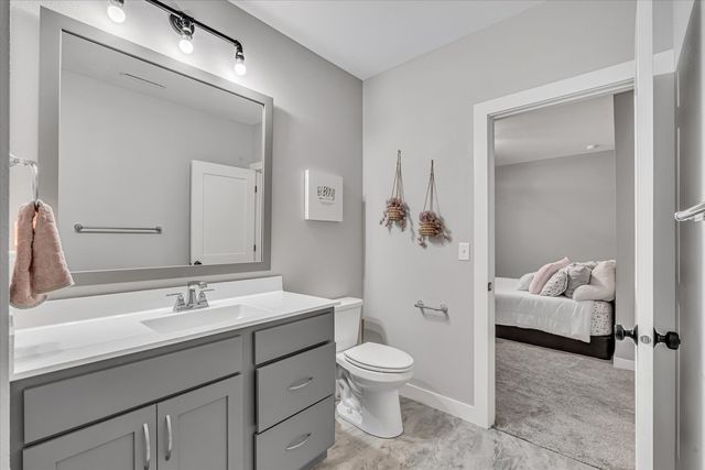 2908 Diamond Mil Circle, Coralville, IA 52241