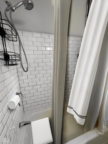 3438 Carrollton Avenue, Indianapolis, IN 46205