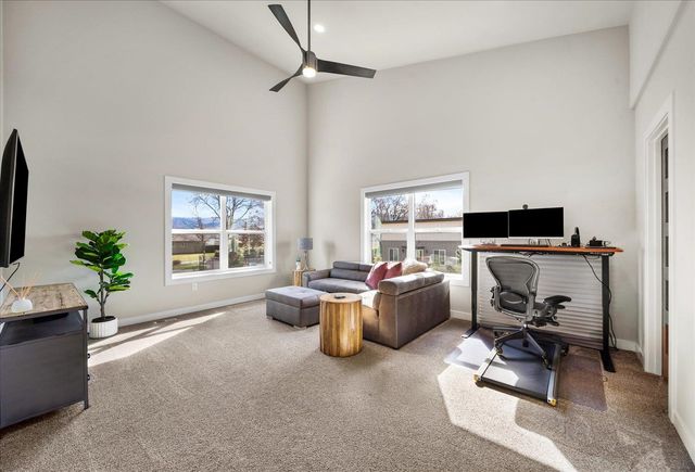19020 E 8th Ave, Spokane Valley, WA 99016