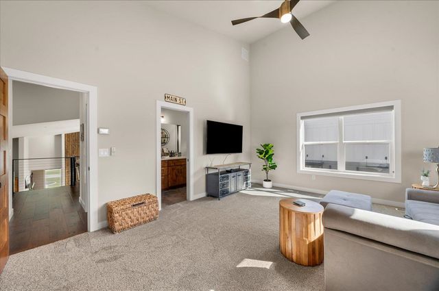19020 E 8th Ave, Spokane Valley, WA 99016