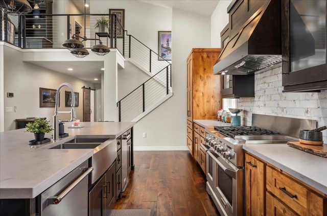 19020 E 8th Ave, Spokane Valley, WA 99016