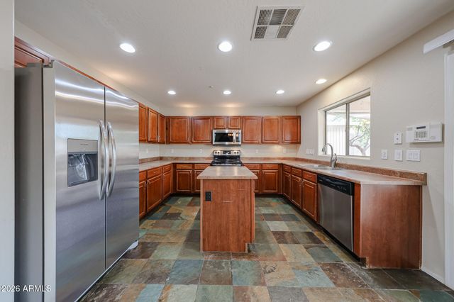 12692 W DESERT MIRAGE Drive, Peoria, AZ 85383