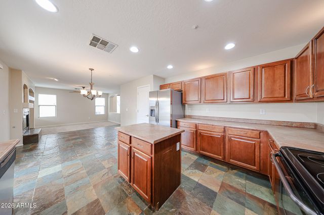 12692 W DESERT MIRAGE Drive, Peoria, AZ 85383