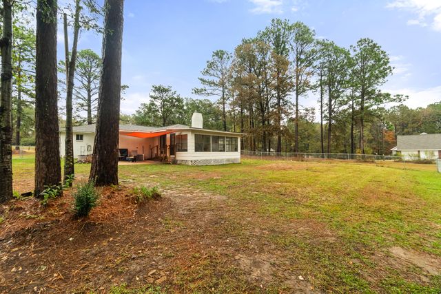 243 Beverly Hills Loop, Petal, MS 39465