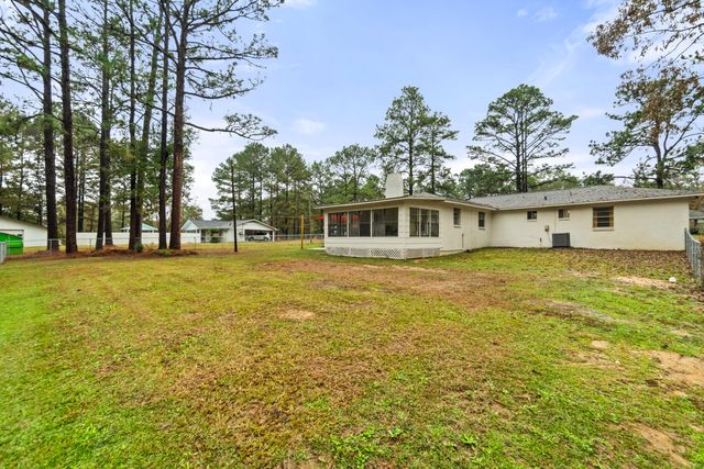 243 Beverly Hills Loop, Petal, MS 39465