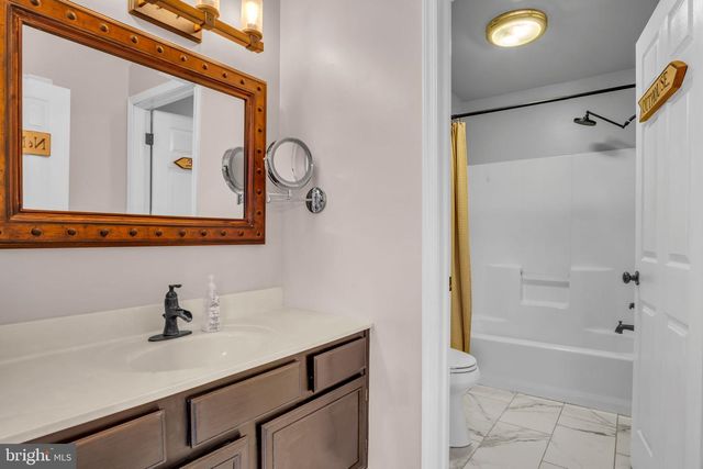 1940 WYATT CIR, Dover, PA 17315