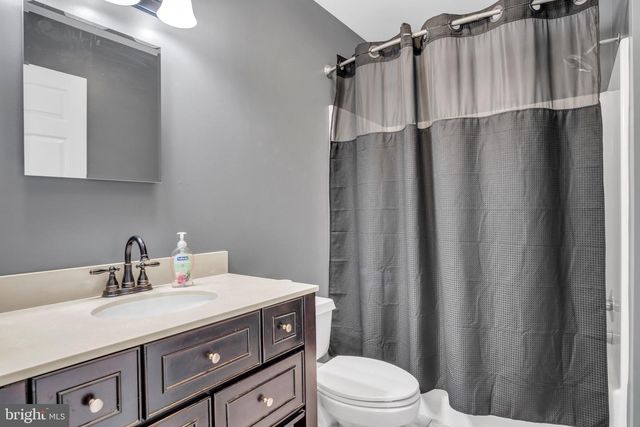 1940 WYATT CIR, Dover, PA 17315