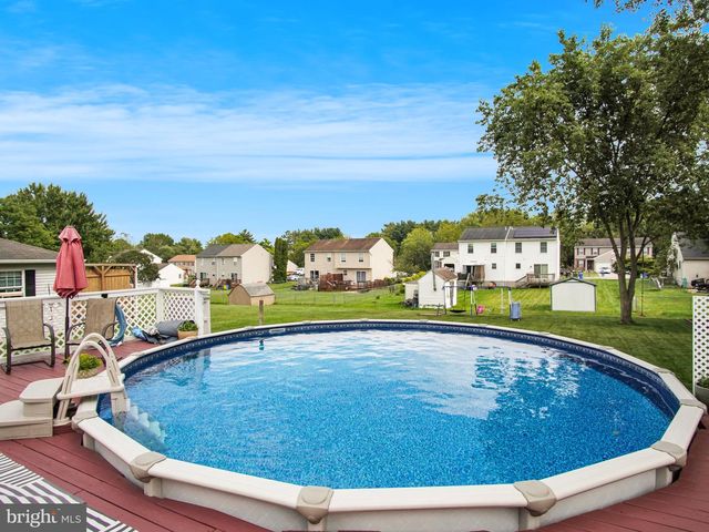 1940 WYATT CIR, Dover, PA 17315