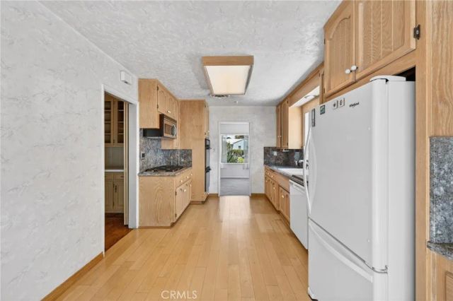 15136 Clark Street, Sherman Oaks, CA 91411