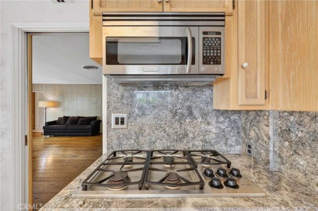 15136 Clark Street, Sherman Oaks, CA 91411
