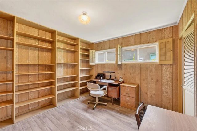 15136 Clark Street, Sherman Oaks, CA 91411