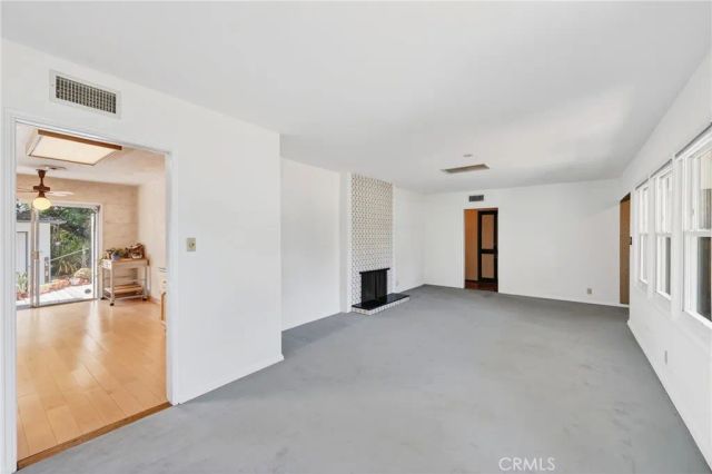 15136 Clark Street, Sherman Oaks, CA 91411