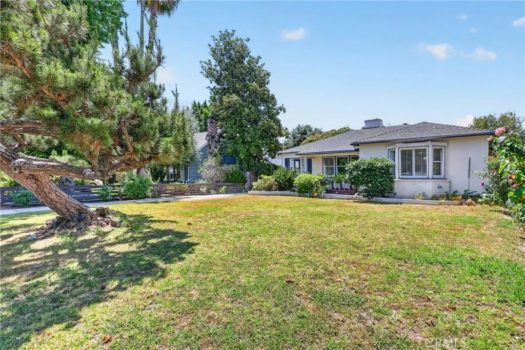 15136 Clark Street, Sherman Oaks, CA 91411