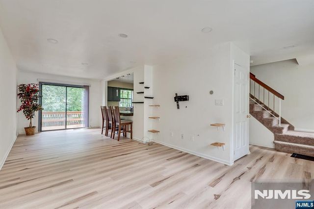 503 Timber Oaks Road, Edison, NJ 08820